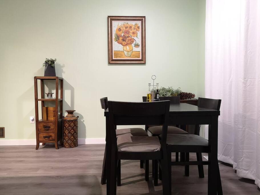 Countryroad Cozy 2Bedrooms Suite2 Nanaimo Ngoại thất bức ảnh